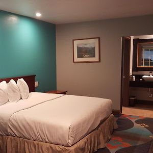 Fortuna Redwood Inn
